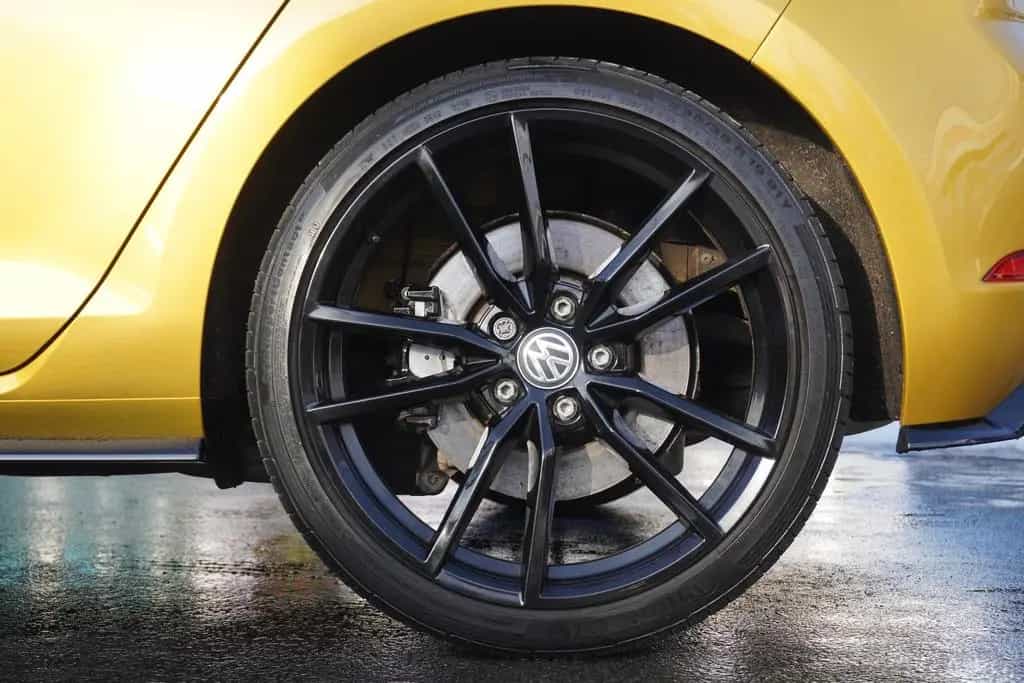 Volkswagen Golf VII 2.0 R 4Motion Schiebedach ACC DCC Leder 02/2019-photo-35