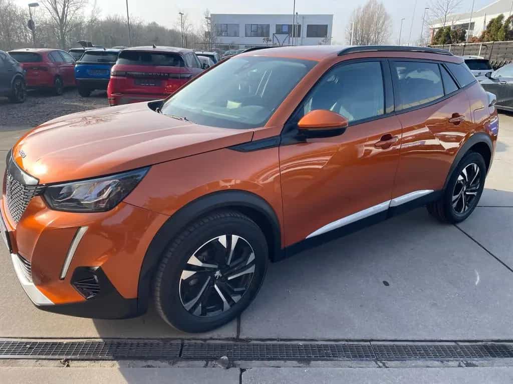 Peugeot 2008 Allure1,5HDI/Leder/Navi/SitzHeiz/Kamera/LED 02/2022-photo-0