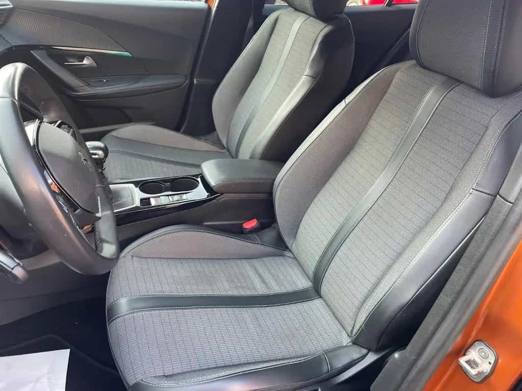 Peugeot 2008 Allure1,5HDI/Leder/Navi/SitzHeiz/Kamera/LED 02/2022-photo-18