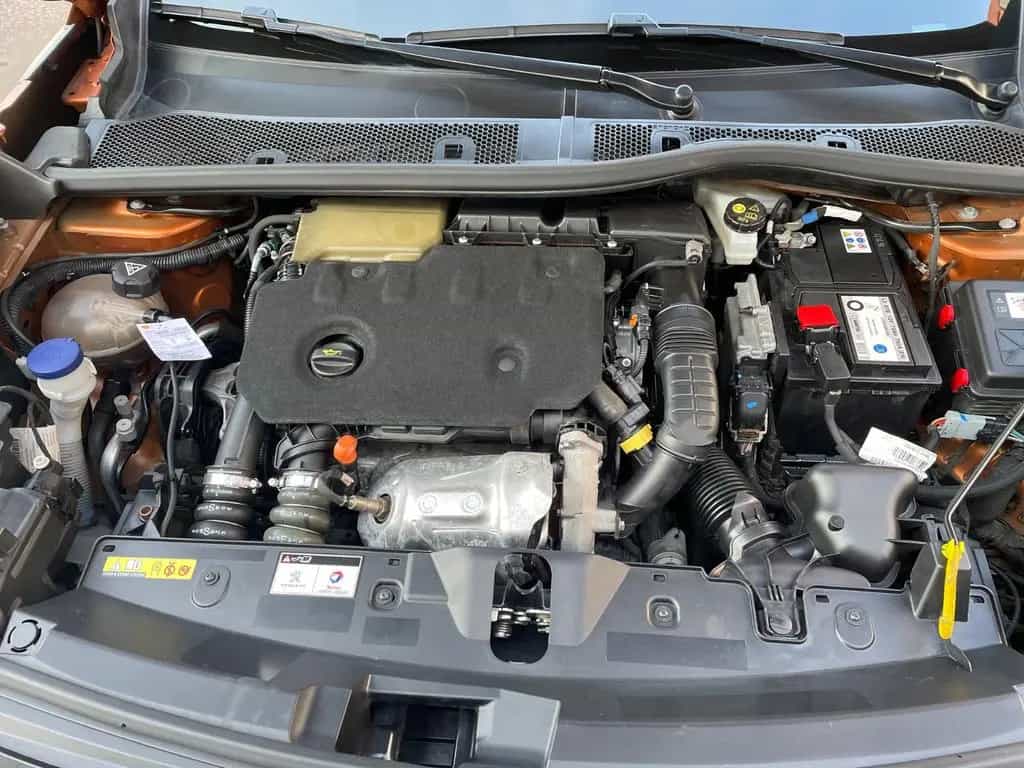 Peugeot 2008 Allure1,5HDI/Leder/Navi/SitzHeiz/Kamera/LED 02/2022-photo-31