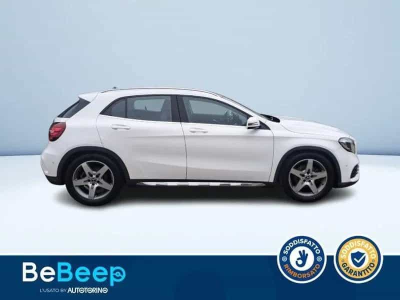 Mercedes-Benz GLA-Class 220 PREMIUM 4MATIC AUTO 11/2018-photo-8