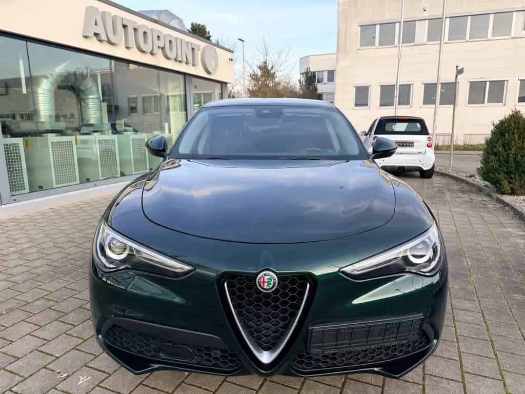 Alfa Romeo Stelvio Business Q4 Apple Car Play PDC 8 X Alu 07/2020-photo-0