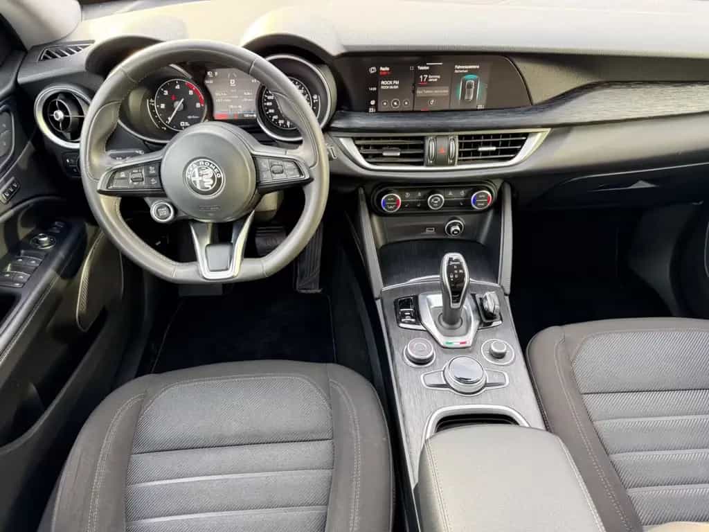 Alfa Romeo Stelvio Business Q4 Apple Car Play PDC 8 X Alu 07/2020-photo-13