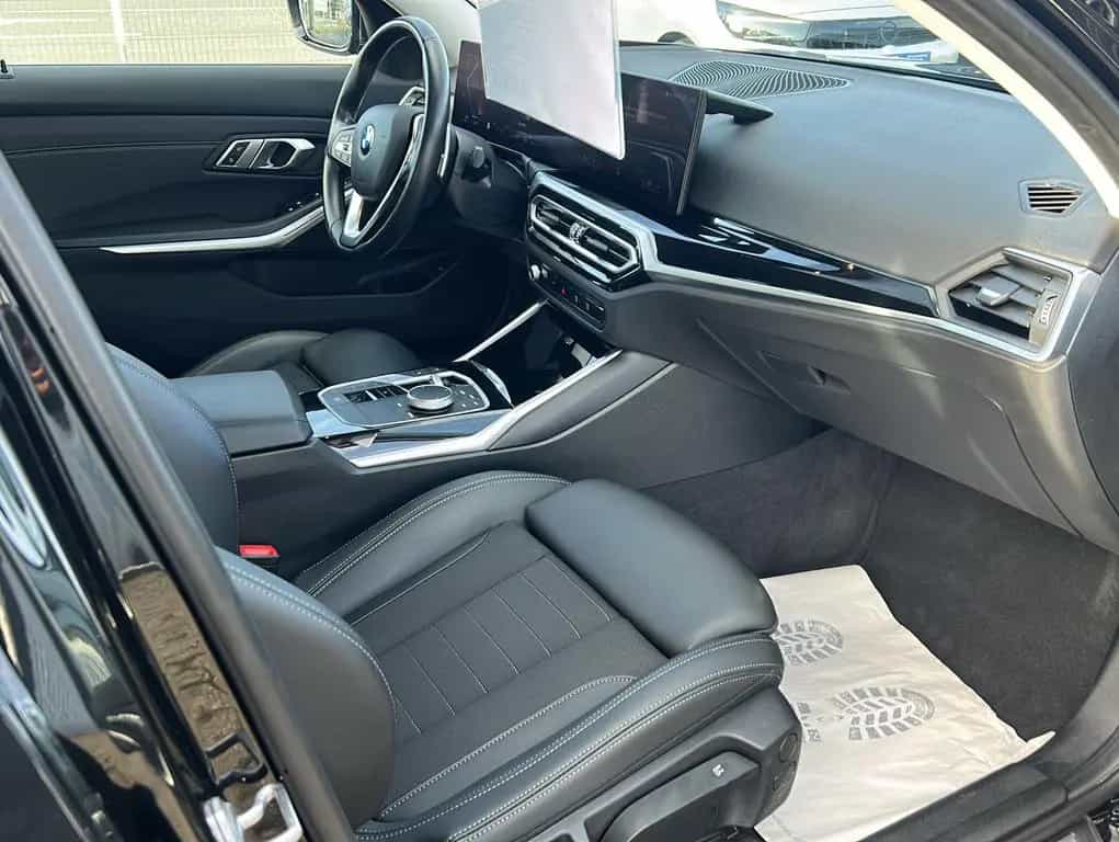 BMW 318 d Touring Automatik 09/2022-photo-9