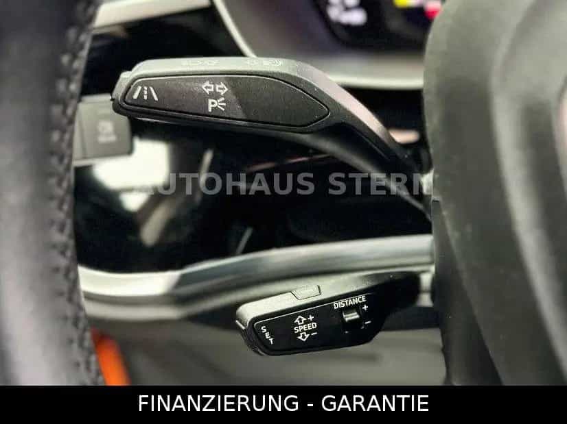 Audi Q3 35 TDI Matrix ACC Kamera Carplay 8fach Spur 04/2019-photo-12