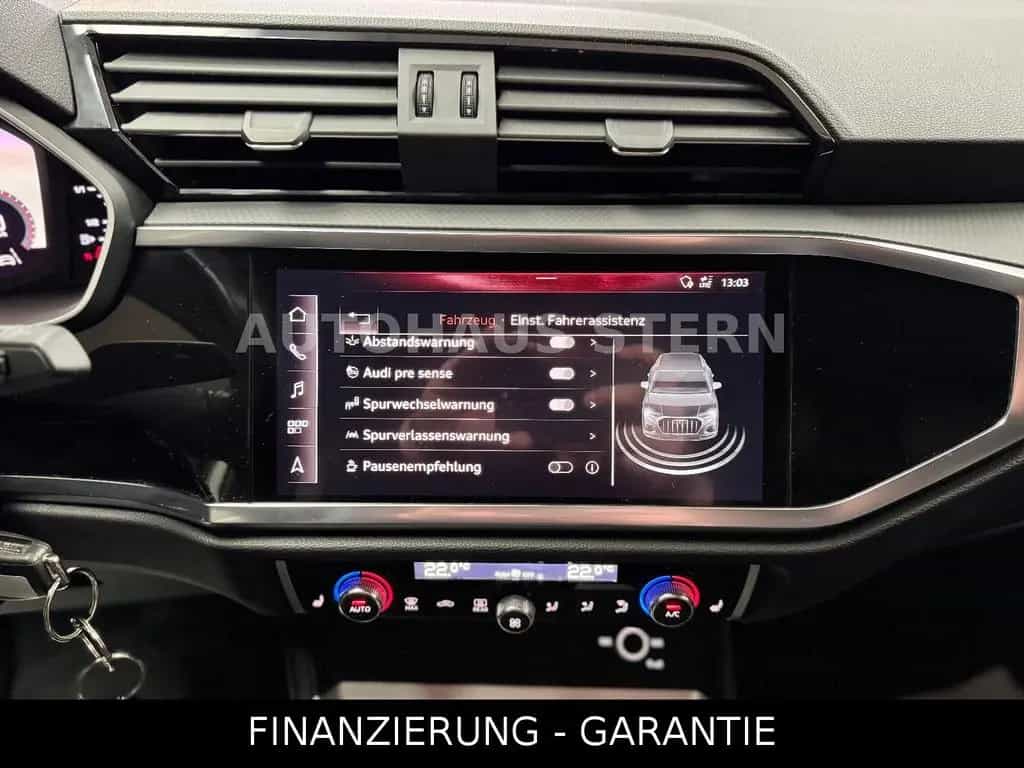 Audi Q3 35 TDI Matrix ACC Kamera Carplay 8fach Spur 04/2019-photo-29