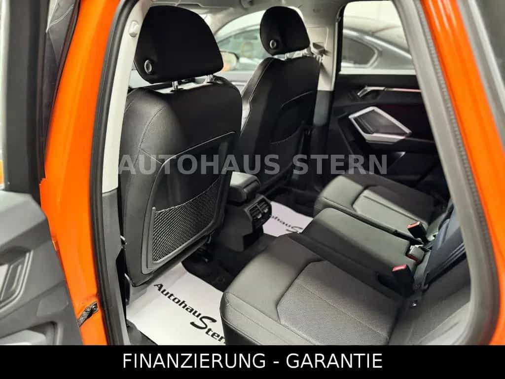 Audi Q3 35 TDI Matrix ACC Kamera Carplay 8fach Spur 04/2019-photo-36