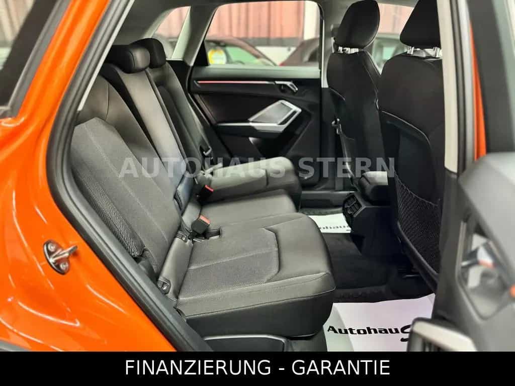 Audi Q3 35 TDI Matrix ACC Kamera Carplay 8fach Spur 04/2019-photo-38