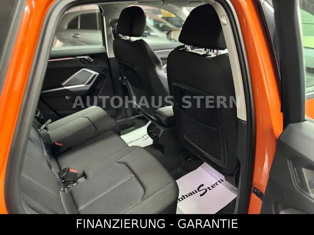 Audi Q3 35 TDI Matrix ACC Kamera Carplay 8fach Spur 04/2019-photo-39
