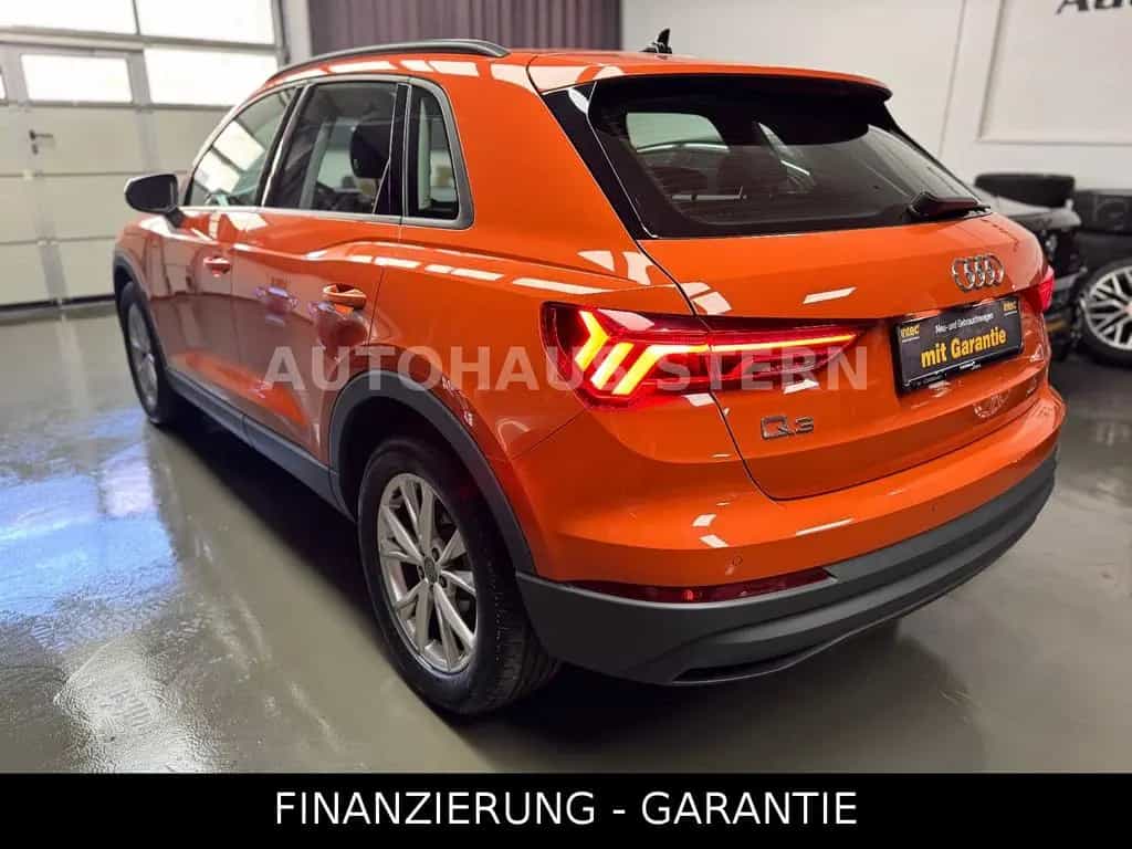 Audi Q3 35 TDI Matrix ACC Kamera Carplay 8fach Spur 04/2019-photo-5