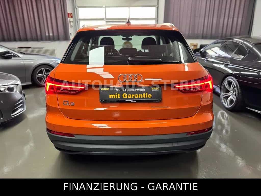 Audi Q3 35 TDI Matrix ACC Kamera Carplay 8fach Spur 04/2019-photo-6