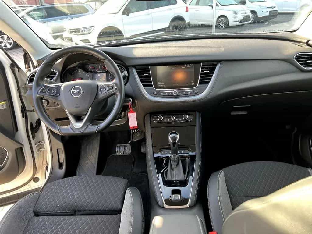 Opel Grandland 1.2 Turbo Business Edition Bi-LED Navi 10/2020-photo-17