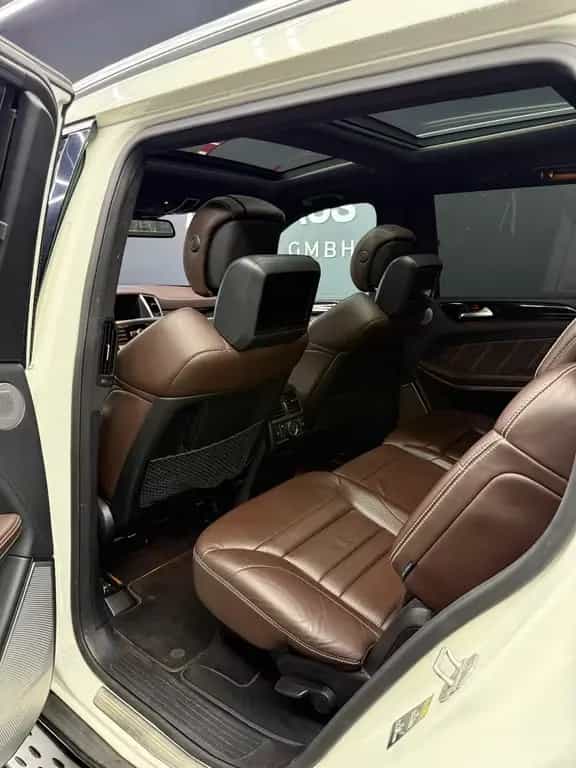 Mercedes-Benz GL-Class 63 AMG 4Matic Distronic Plus Airmatic Designo 08/2014-photo-17