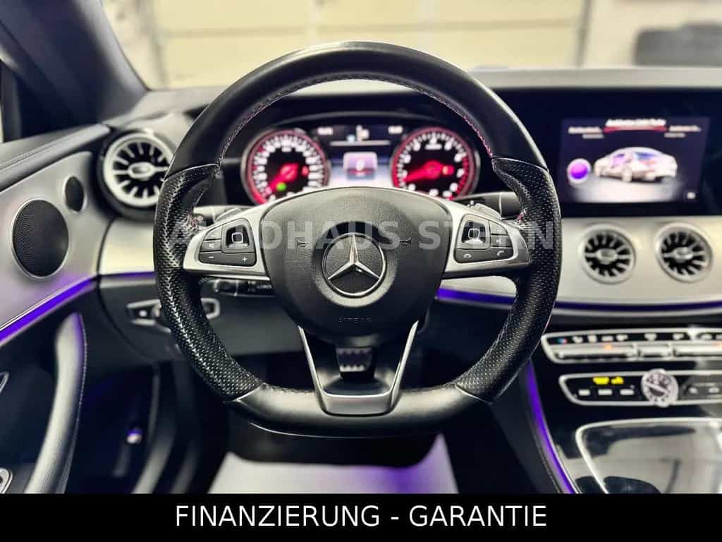 Mercedes-Benz E-Class 300 Coupe AMG Line 360°CAM Standhzg 8fach Spur 01/2018-photo-21