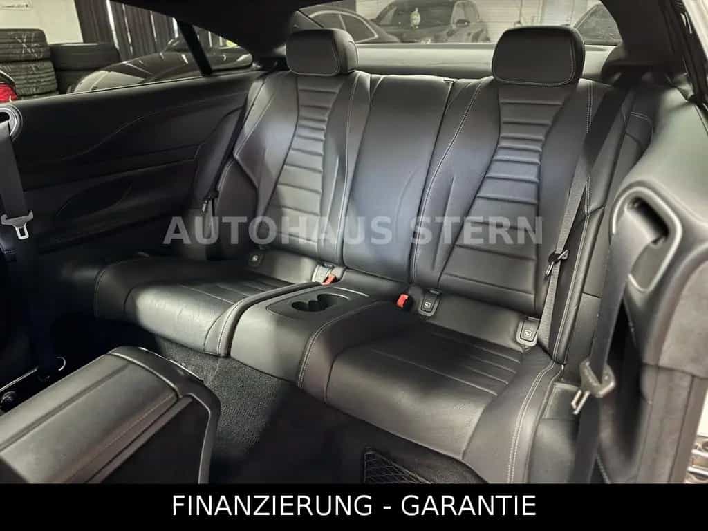 Mercedes-Benz E-Class 300 Coupe AMG Line 360°CAM Standhzg 8fach Spur 01/2018-photo-39