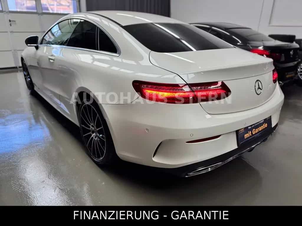 Mercedes-Benz E-Class 300 Coupe AMG Line 360°CAM Standhzg 8fach Spur 01/2018-photo-5