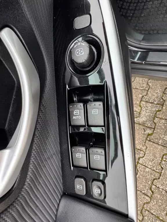 Ssangyong Korando QUARZ 4x2 *KAMERA*PDC*SHZ*AUTOMATIK*NAVI 01/2018-photo-14
