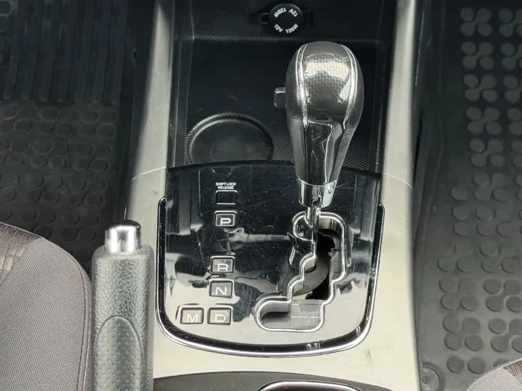 Ssangyong Korando QUARZ 4x2 *KAMERA*PDC*SHZ*AUTOMATIK*NAVI 01/2018-photo-17
