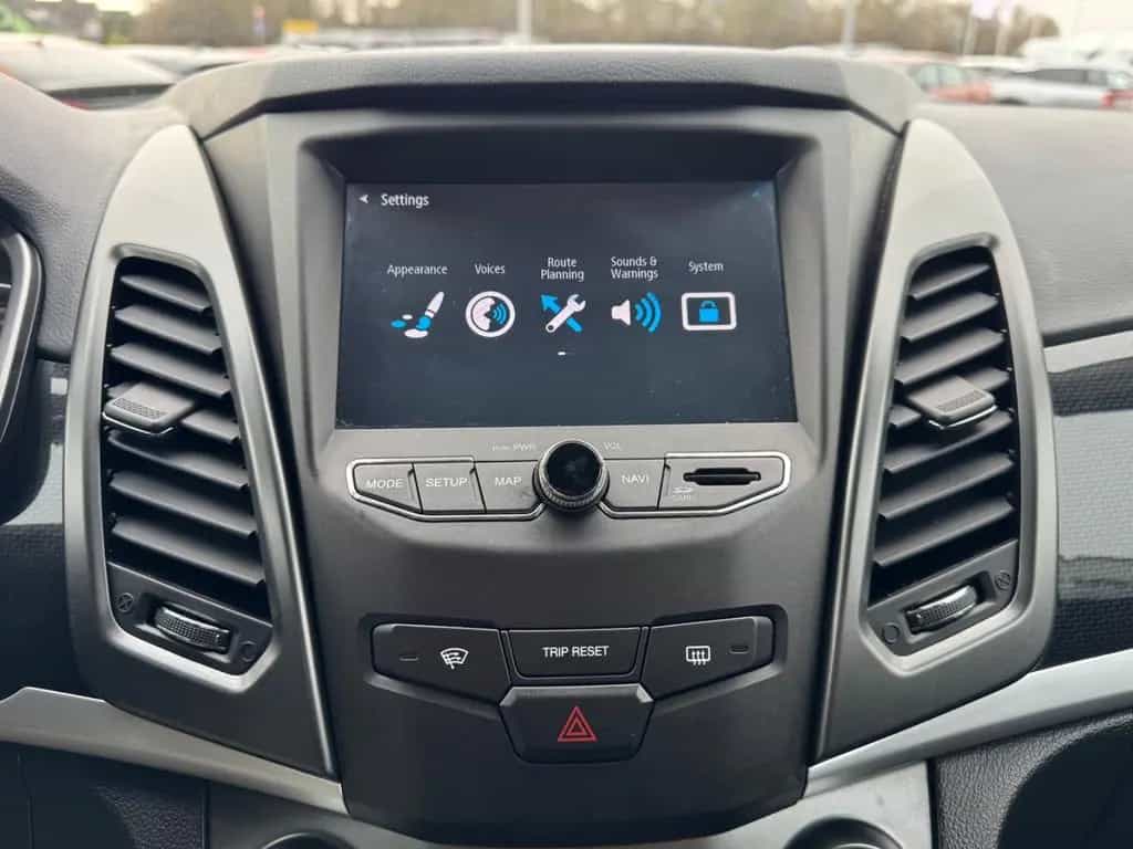 Ssangyong Korando QUARZ 4x2 *KAMERA*PDC*SHZ*AUTOMATIK*NAVI 01/2018-photo-21
