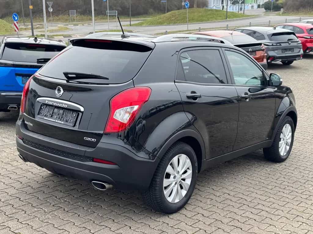 Ssangyong Korando QUARZ 4x2 *KAMERA*PDC*SHZ*AUTOMATIK*NAVI 01/2018-photo-5