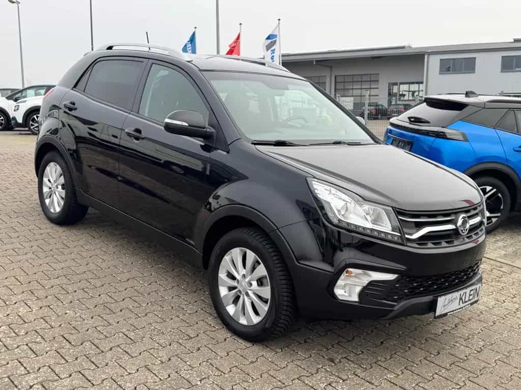 Ssangyong Korando QUARZ 4x2 *KAMERA*PDC*SHZ*AUTOMATIK*NAVI 01/2018-photo-7