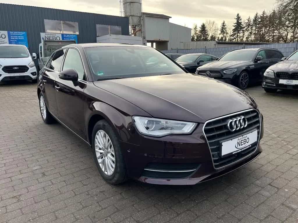 Audi A3 .Sportback ambiente Sitzheizung Automatik 05/2013-photo-2