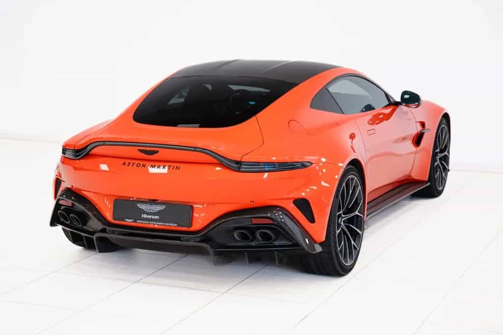 Aston Martin Vantage Coupe | Full Options | CCM Brakes | B&W| 08/2024-photo-23