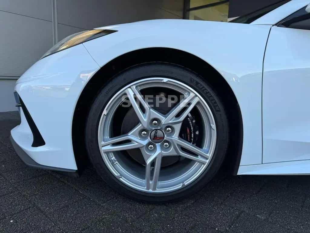 Corvette C8 Stingray Convertible 3LT EU-Modell Frontlift 08/2025-photo-13