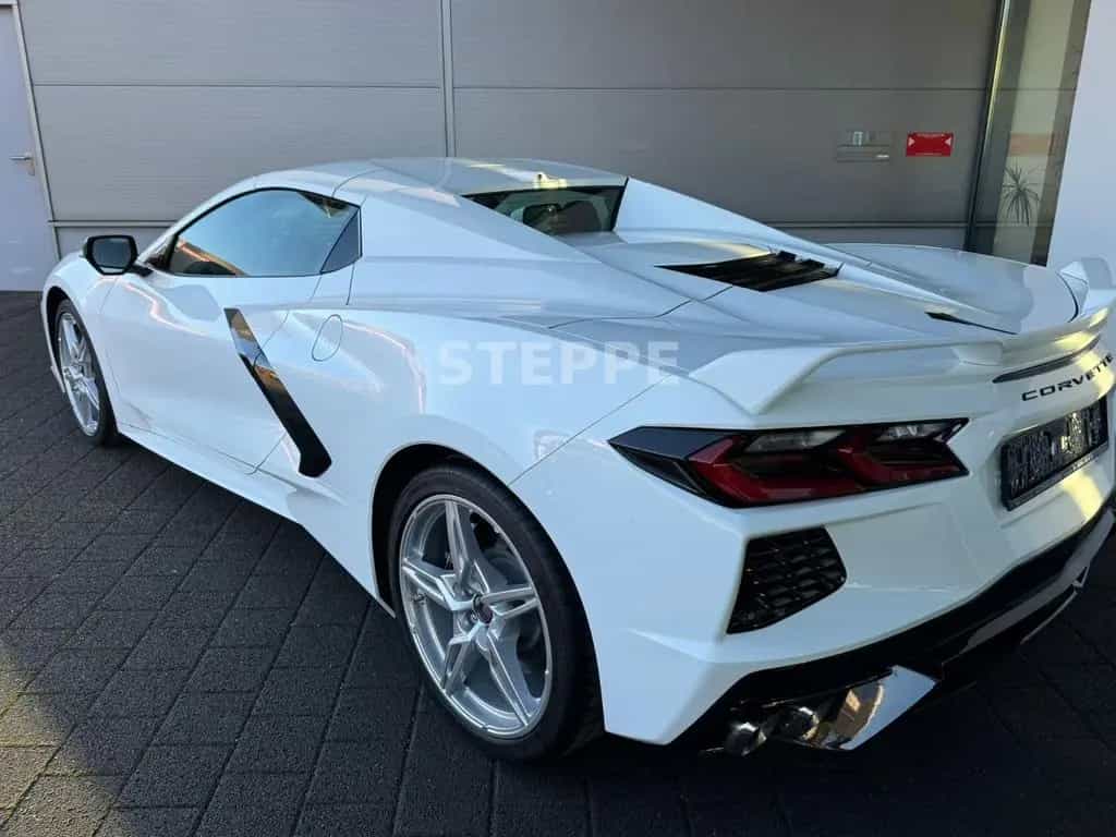 Corvette C8 Stingray Convertible 3LT EU-Modell Frontlift 08/2025-photo-3