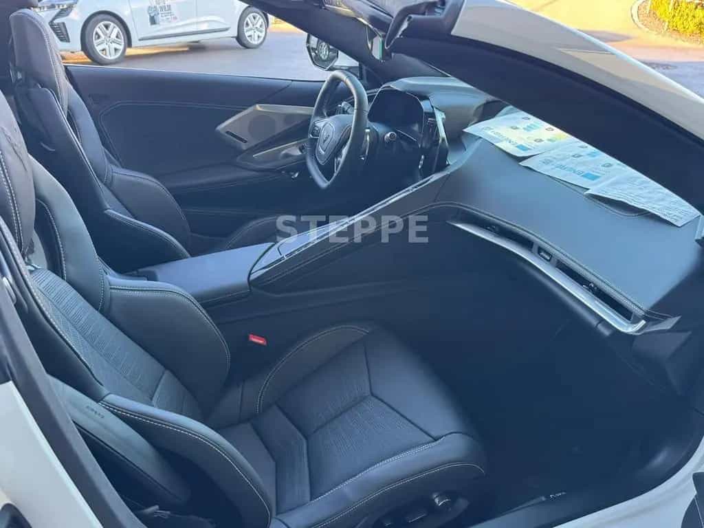 Corvette C8 Stingray Convertible 3LT EU-Modell Frontlift 08/2025-photo-7