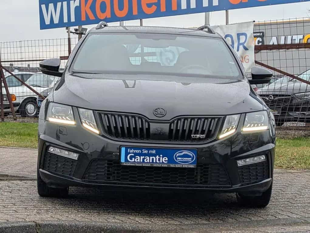 Skoda Octavia Combi RS 245*1-HAND*PDC*TEMPOMAT*XENON ! 03/2019-photo-10