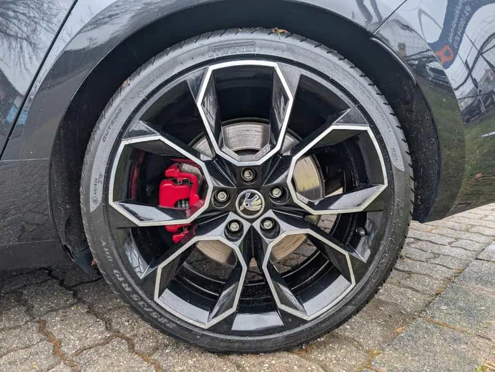 Skoda Octavia Combi RS 245*1-HAND*PDC*TEMPOMAT*XENON ! 03/2019-photo-11