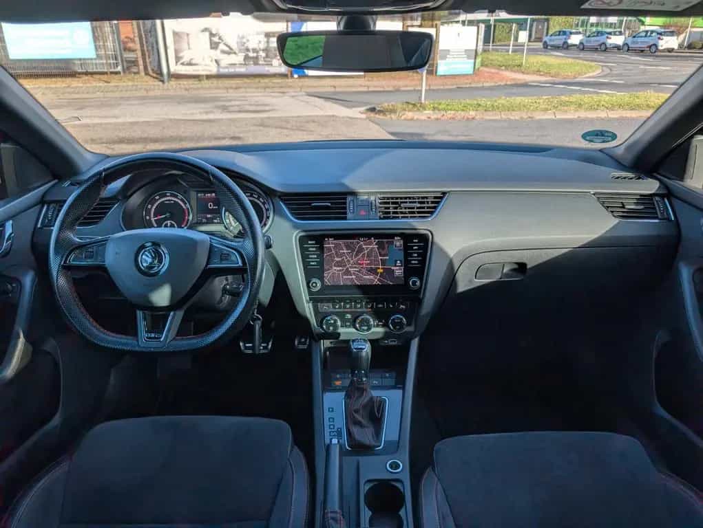 Skoda Octavia Combi RS 245*1-HAND*PDC*TEMPOMAT*XENON ! 03/2019-photo-20