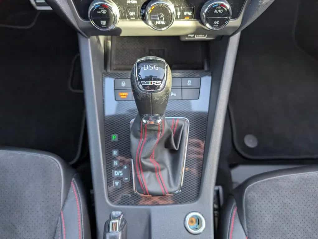 Skoda Octavia Combi RS 245*1-HAND*PDC*TEMPOMAT*XENON ! 03/2019-photo-25