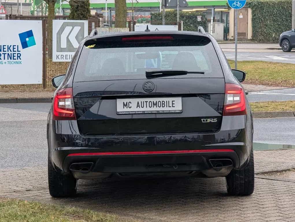 Skoda Octavia Combi RS 245*1-HAND*PDC*TEMPOMAT*XENON ! 03/2019-photo-5