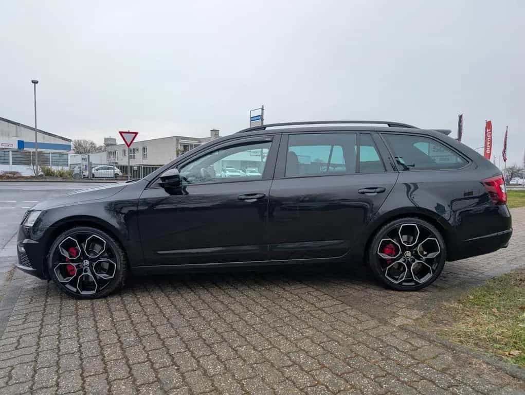 Skoda Octavia Combi RS 245*1-HAND*PDC*TEMPOMAT*XENON ! 03/2019-photo-7