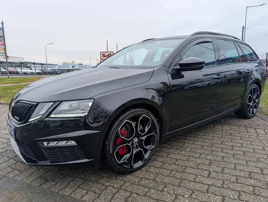 Skoda Octavia Combi RS 245*1-HAND*PDC*TEMPOMAT*XENON ! 03/2019-photo-8