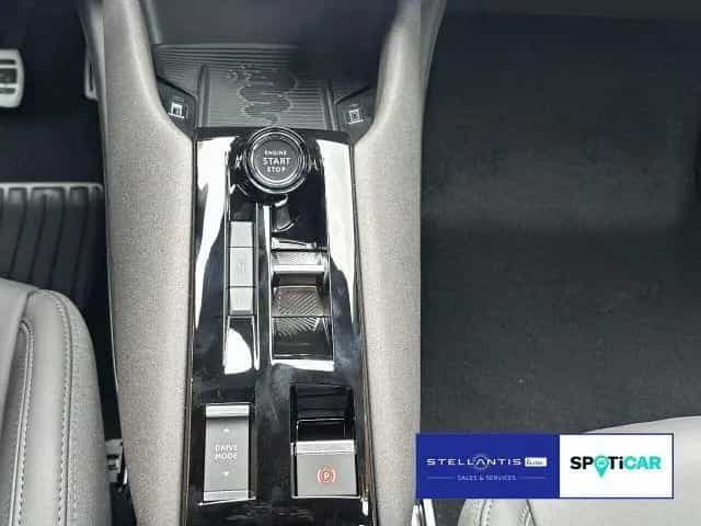 Alfa Romeo Junior 1.2 VGT Mild Hybrid Spe ciale 10/2025-photo-15