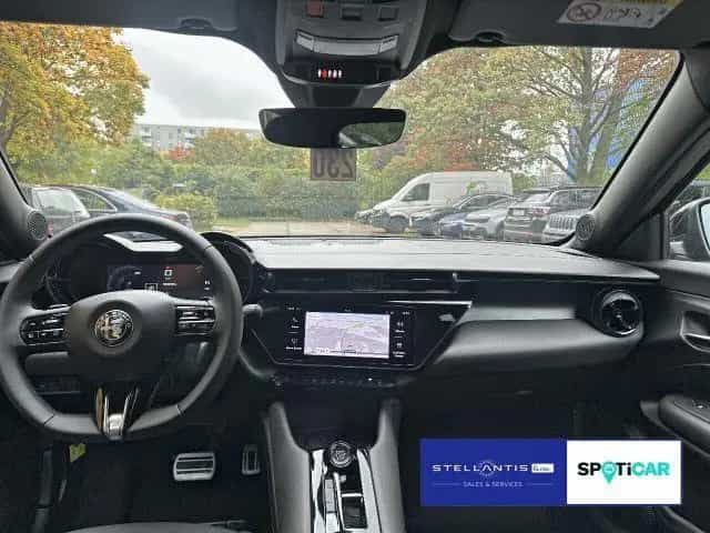 Alfa Romeo Junior 1.2 VGT Mild Hybrid Spe ciale 10/2025-photo-7