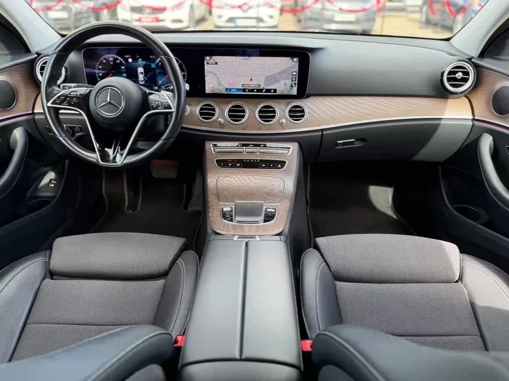Mercedes-Benz E 220 d Night-Paket*JUNGE STERNE*KAMERA*LED* 12/2020-photo-14