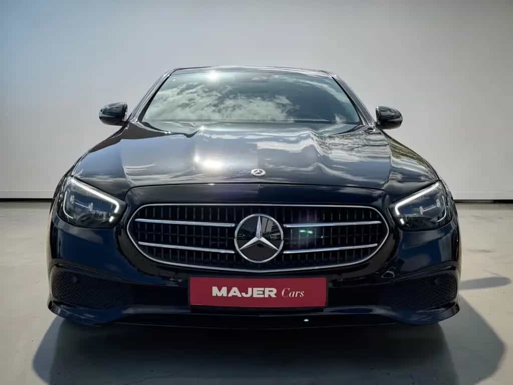 Mercedes-Benz E 220 d Night-Paket*JUNGE STERNE*KAMERA*LED* 12/2020-photo-2