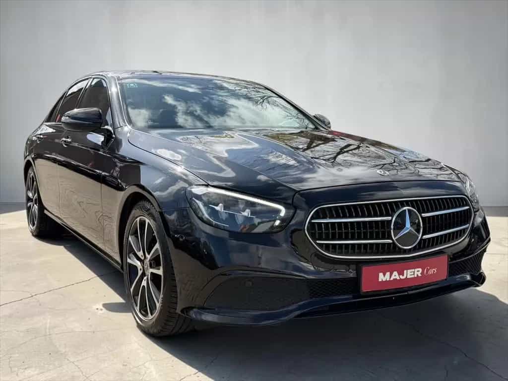 Mercedes-Benz E 220 d Night-Paket*JUNGE STERNE*KAMERA*LED* 12/2020-photo-3