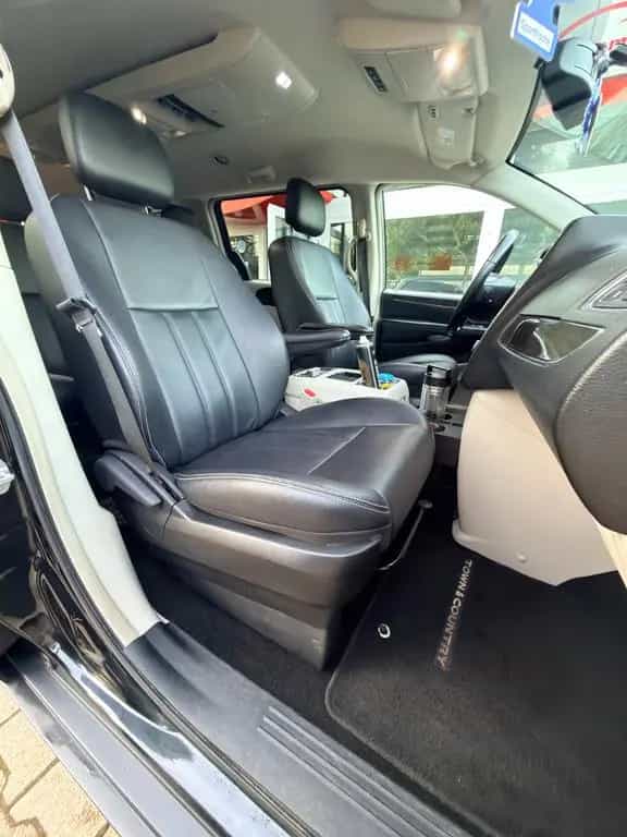 Chrysler Grand Voyager 3.6i Gas 7Sitz Town&Country 01/2015-photo-19