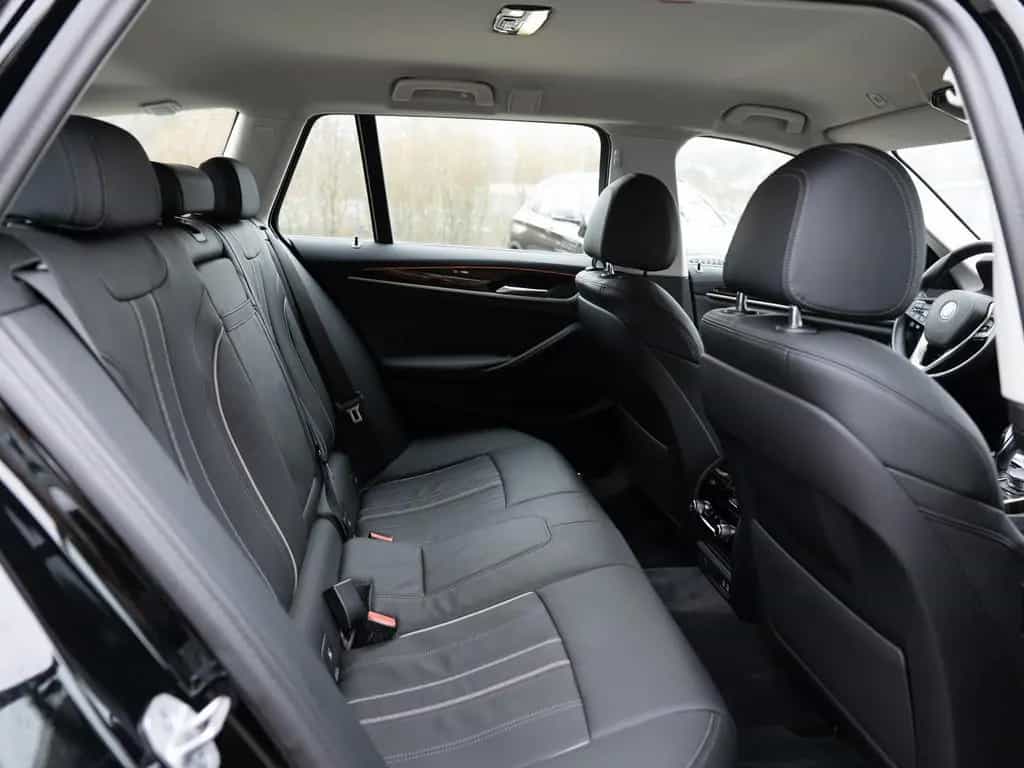 BMW 5 Series 520d Touring xDrive Luxury Line FACEL. HUD LED 12/2022-photo-10