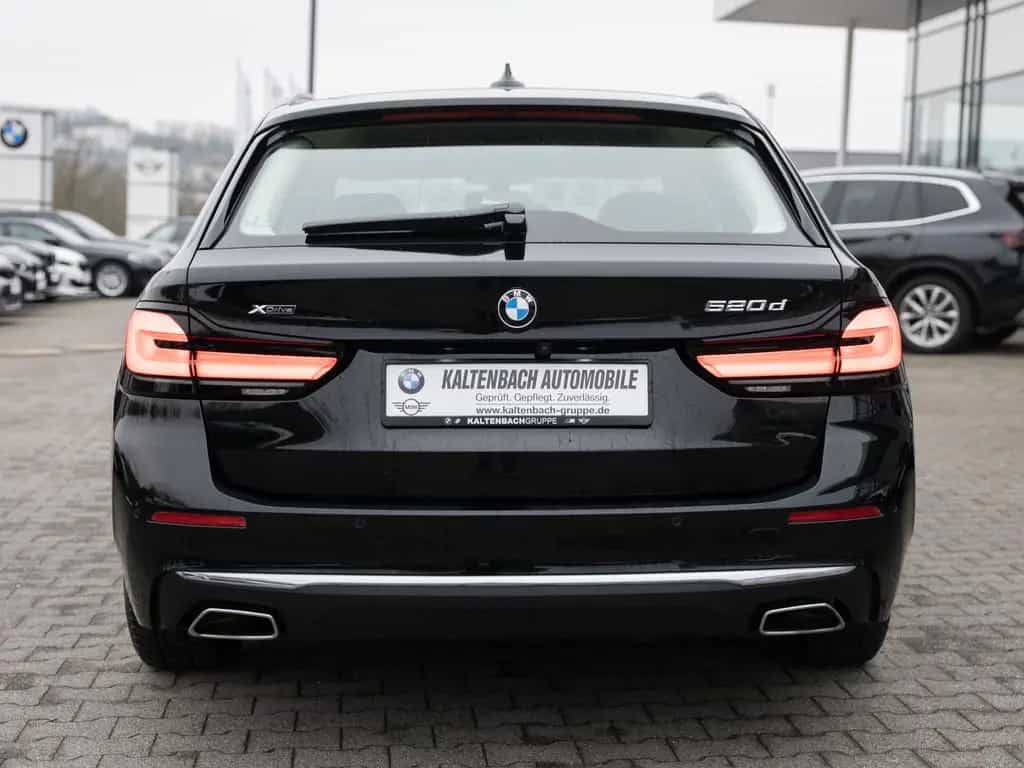 BMW 5 Series 520d Touring xDrive Luxury Line FACEL. HUD LED 12/2022-photo-5