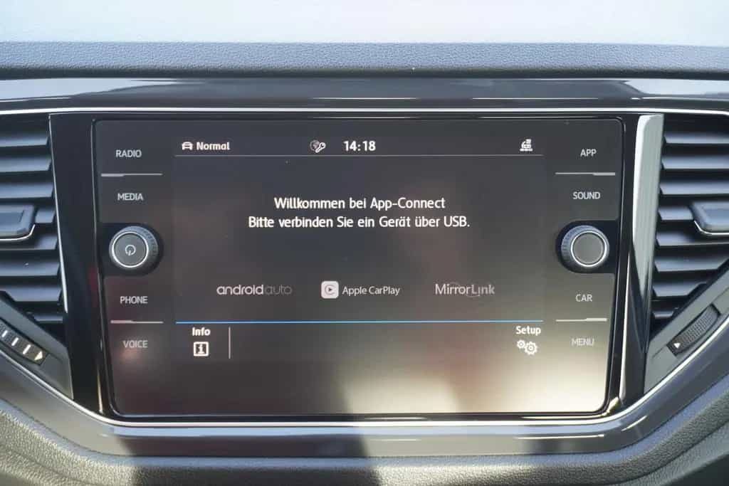 Volkswagen T-Roc 1.5 TSI Sport LED Klimaaut. el. Heckklappe 06/2020-photo-17