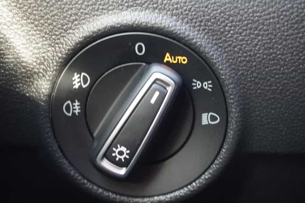 Volkswagen T-Roc 1.5 TSI Sport LED Klimaaut. el. Heckklappe 06/2020-photo-21