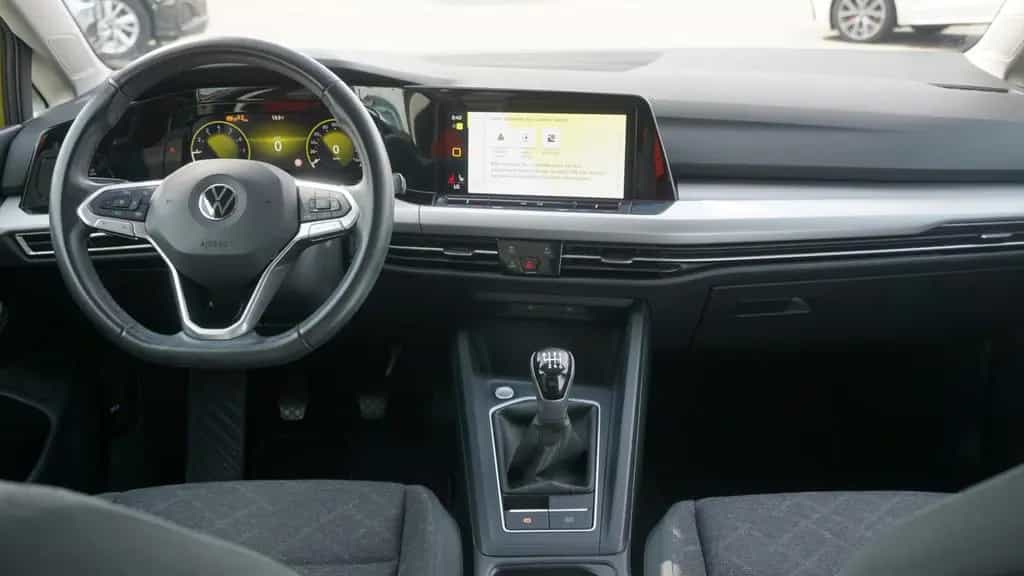 Volkswagen Golf VIII 1.5 TSI Life LED Navi Sitzheizung USB 07/2020-photo-10