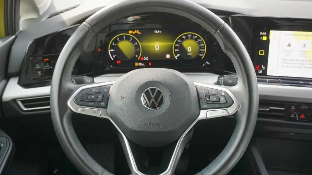 Volkswagen Golf VIII 1.5 TSI Life LED Navi Sitzheizung USB 07/2020-photo-12