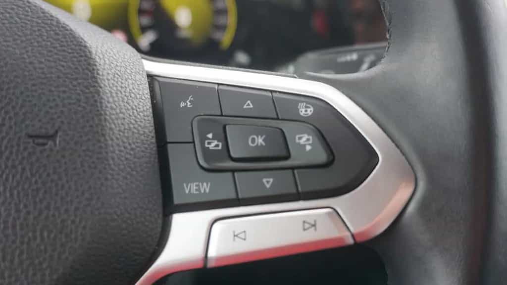 Volkswagen Golf VIII 1.5 TSI Life LED Navi Sitzheizung USB 07/2020-photo-14